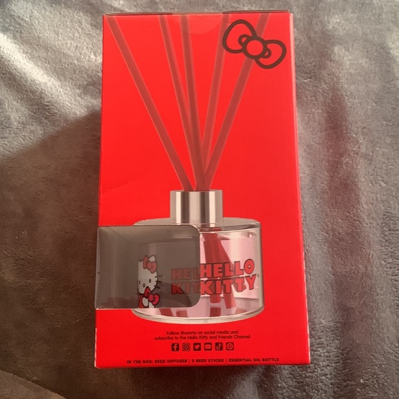 Hello Kitty, Reed Diffuser, Lavender Scent, - Picture 4 of 7